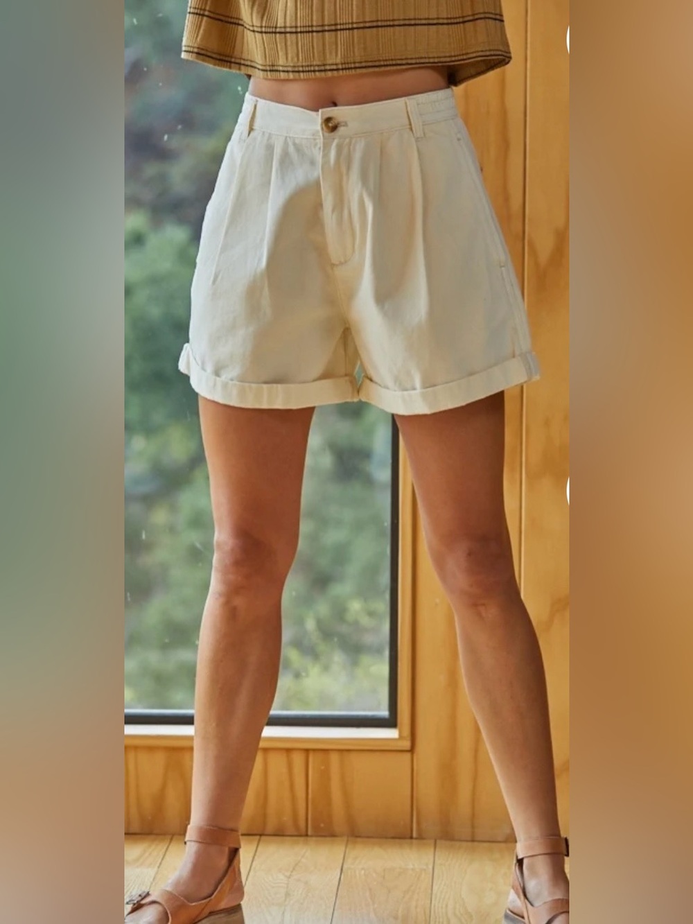 By Together Women’s Cream High Rise Wide Leg Shorts Pleated Front Cotton NWT L